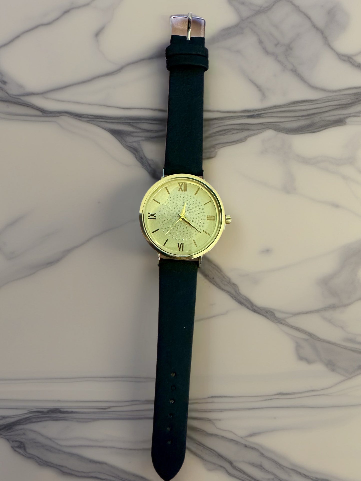 Classic Noir Timepiece