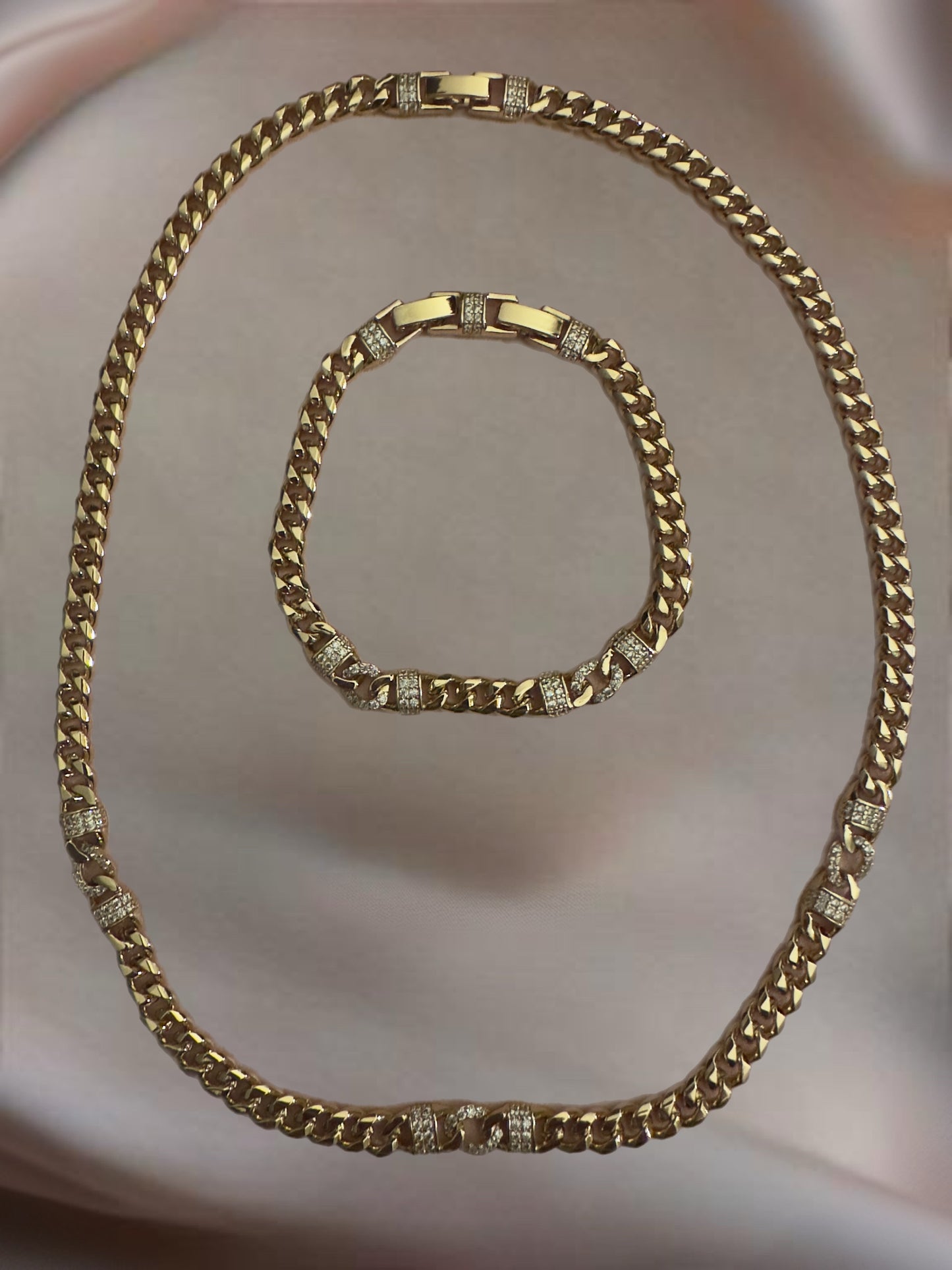Gilded Edge Set